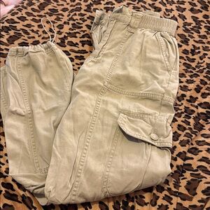Aeropostale Tan Cargo Pants